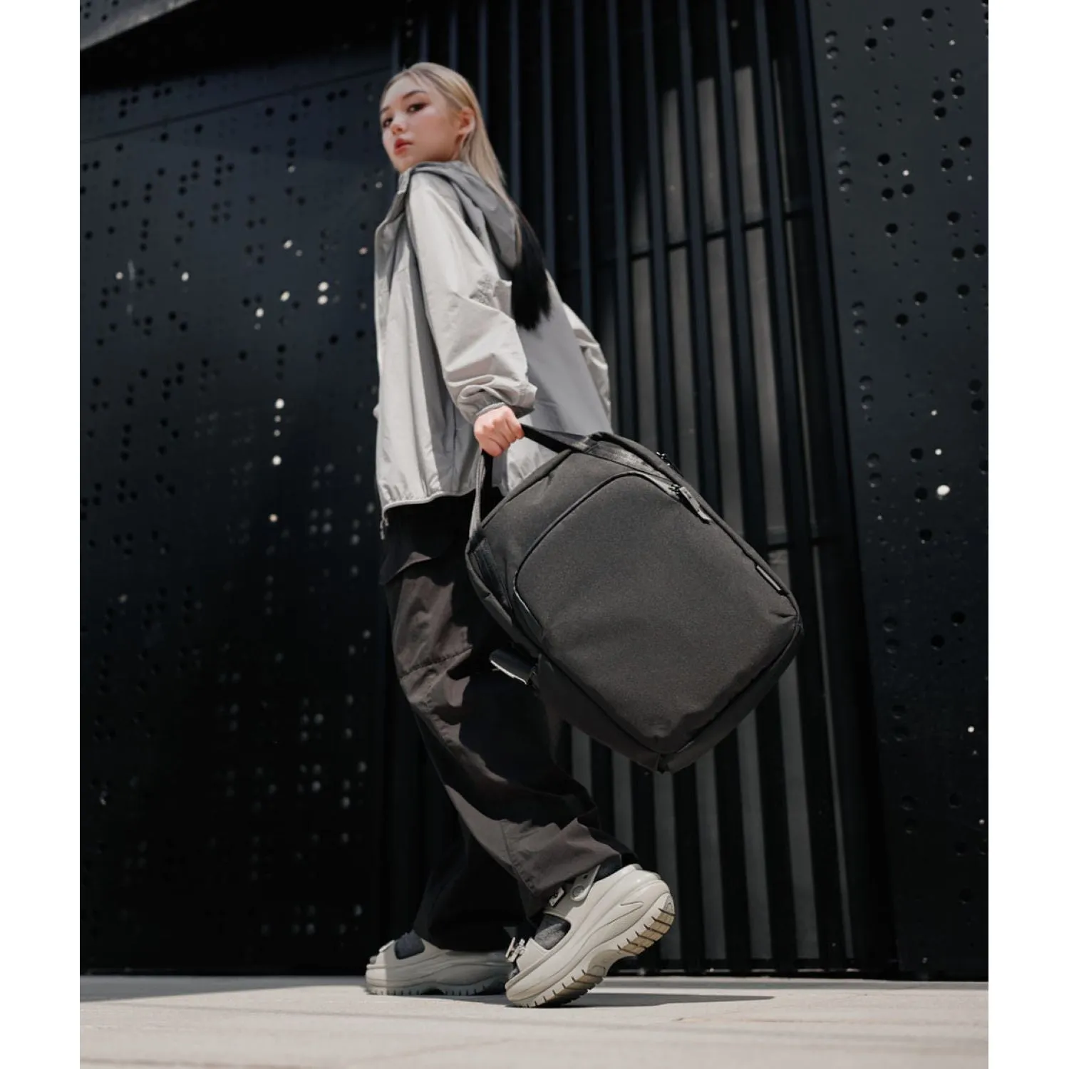 ALPAKA Bravo Tote Pack Axoflux 300D