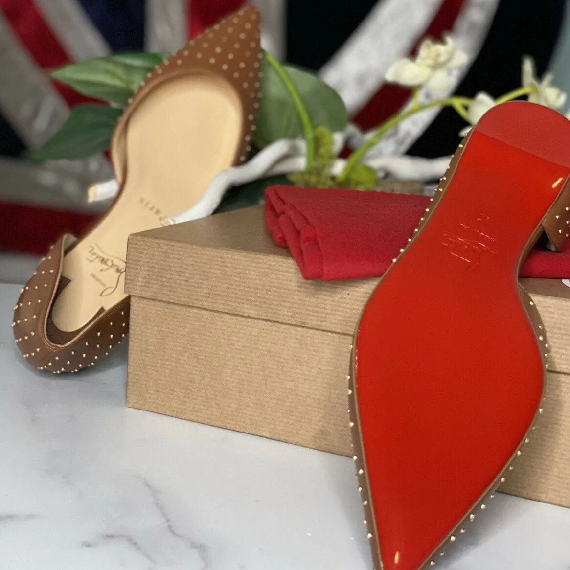 Authentic Christian Louboutin Iriza Studded  Ballerina Flats Size 37 (7)