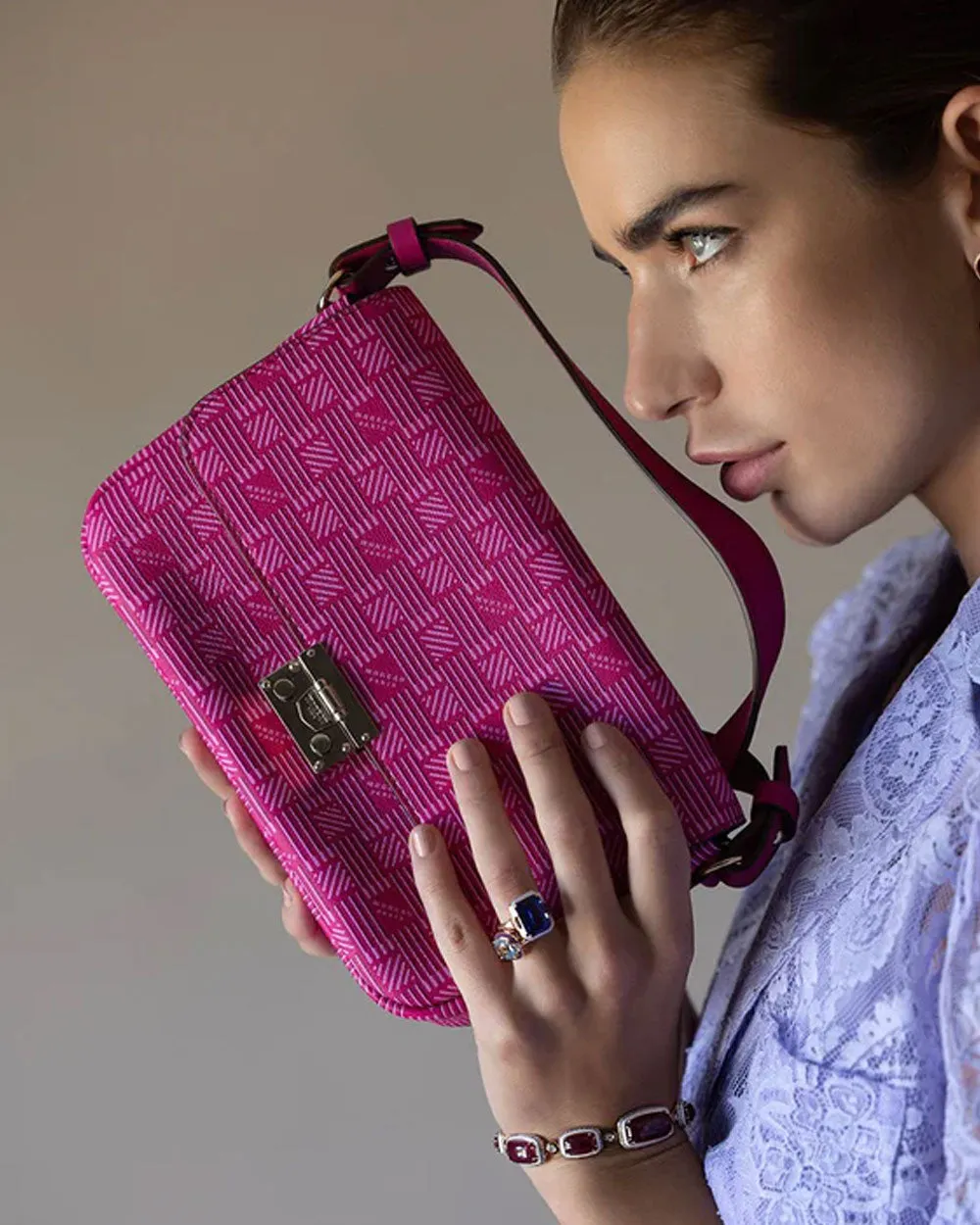 Croisette Crossbody in Pink
