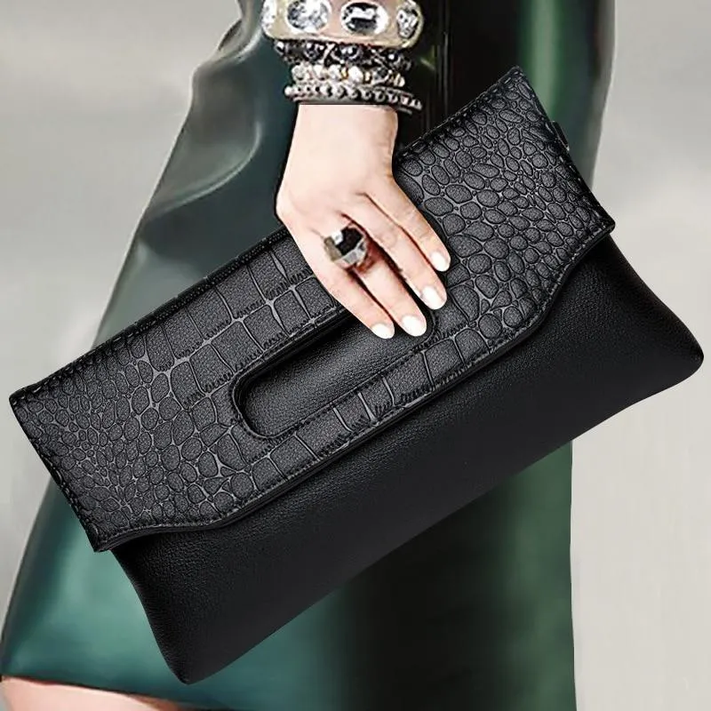 EI -2021 CLUTCHES BAGS FOR WOMEN CS020
