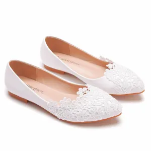 Lace Pointed Toe Flats