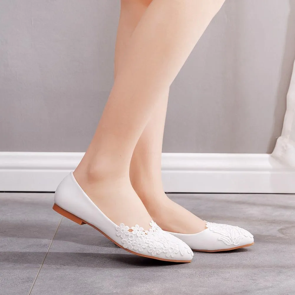 Lace Pointed Toe Flats