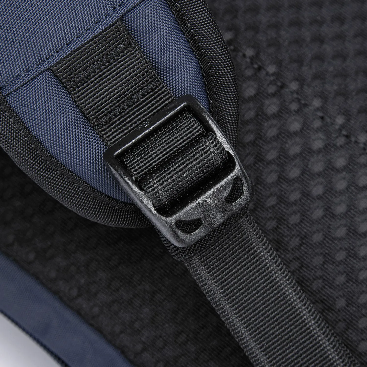 Pacsafe Vibe 325 Anti-Theft Sling Pack